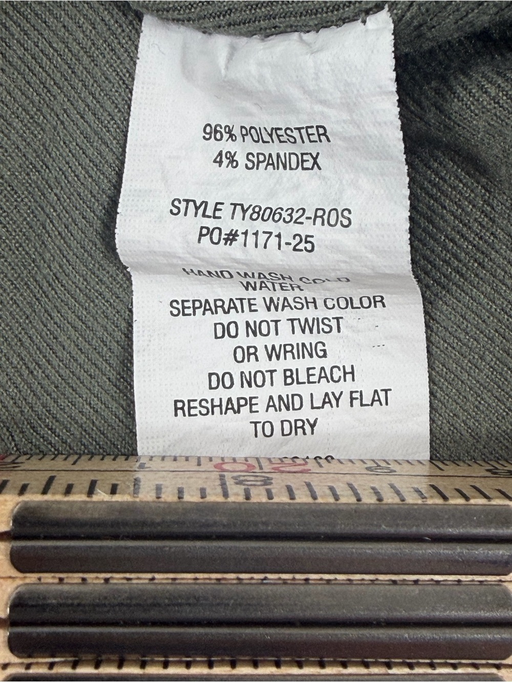 Frankee & Skylarr Olive Green Stretch Knit Top Women’s Large - Picture 6 of 6